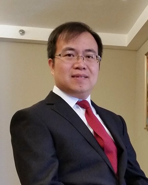 钟诗龙照片.jpg